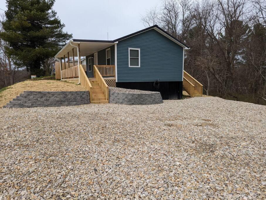 Summerlee Suite - Beautiful Remodeled Farmhouse Oak Hill Exterior photo